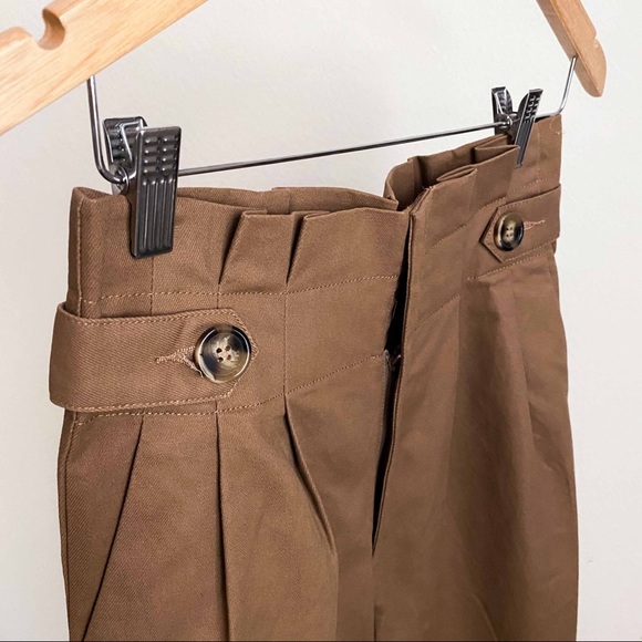 NWT hi rise paper bag pants w button in camel - Picture 5 of 11